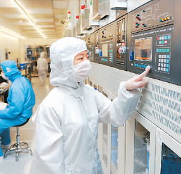 技術(shù)遭卡脖，產(chǎn)品常背鍋 國(guó)產(chǎn)手機(jī)打響攻芯戰(zhàn)